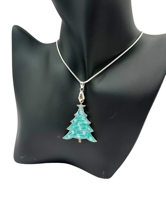 18" Christmas Tree Pendant